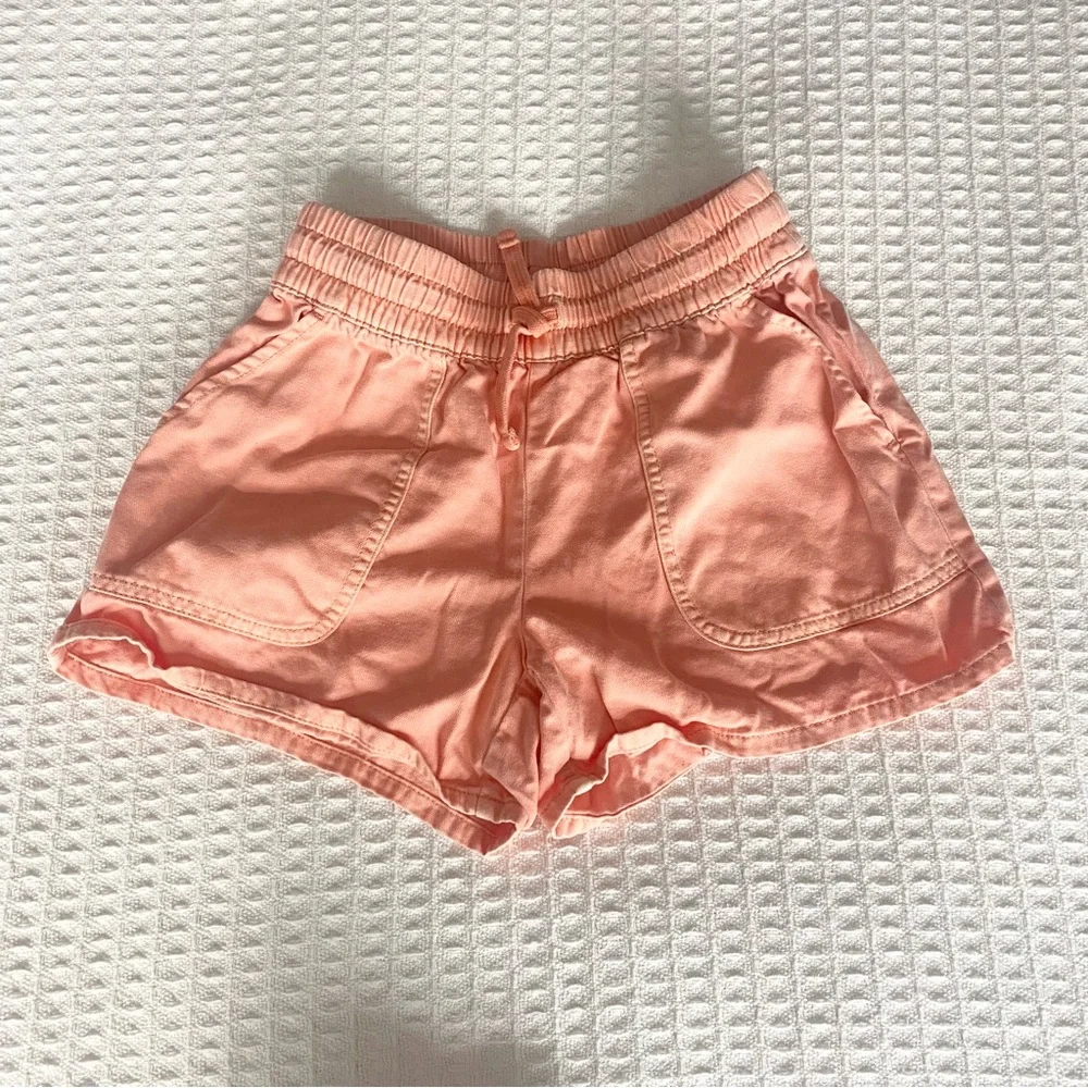 GAP kids garment dyed light orange Shorts size 10